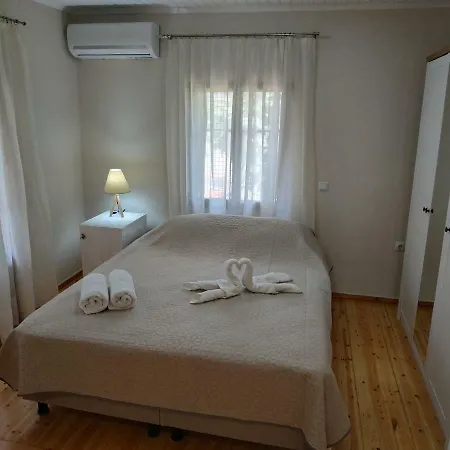 Stavroula's Vintage Kalamáta